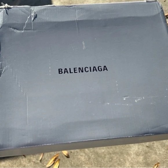 I put them on 3 times , just got them in August I just don’t want that nomore - Picture 4 of 7